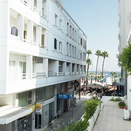 Laila's Beach * Larnaca
